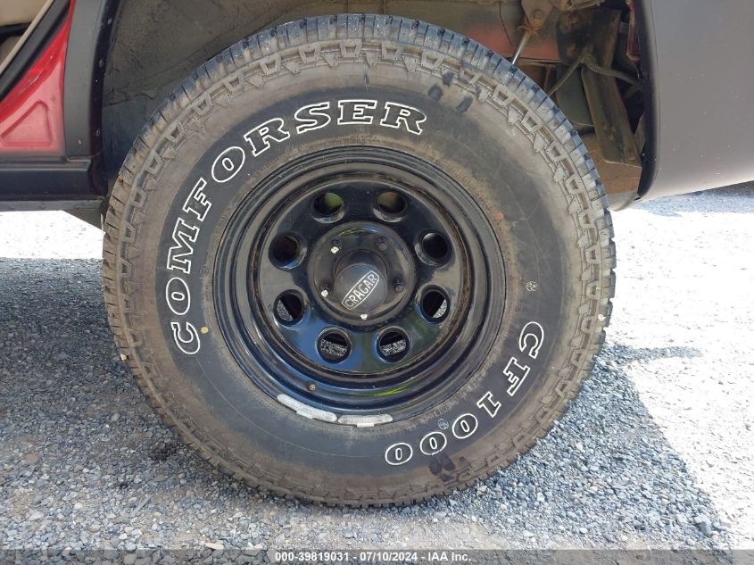 2002 Jeep Grand Cherokee Limited VIN: 1J4GW58N22C141075 Lot: 39819031