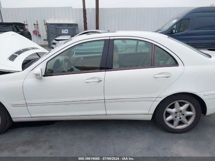 2004 Mercedes-Benz C 320 4Matic VIN: WDBRF84J84F445269 Lot: 39819080