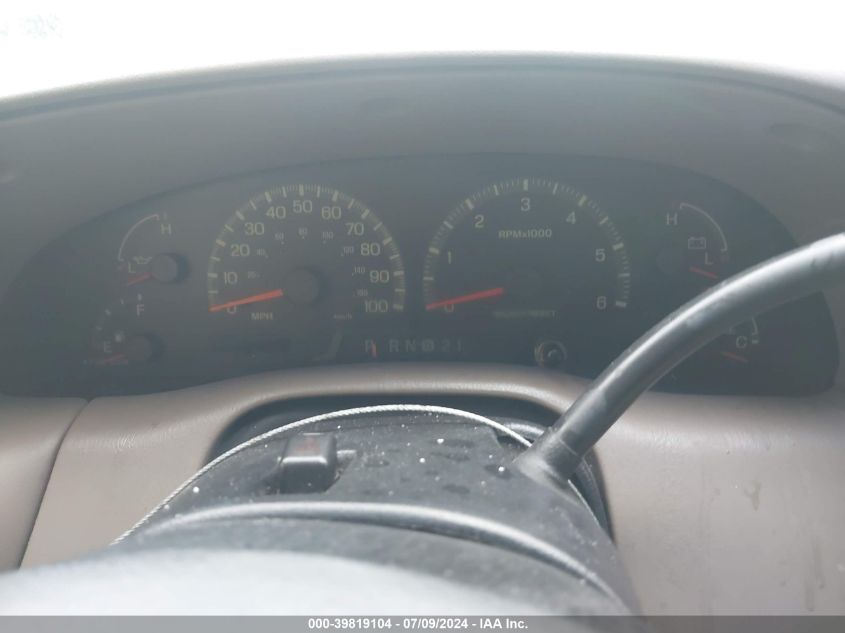 2000 Ford F-150 Lariat/Work Series/Xl/Xlt VIN: 2FTRX18L5YCB03524 Lot: 39819104