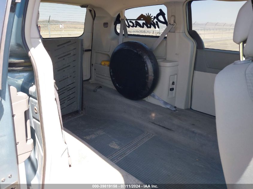 2010 Chrysler Town & Country Touring VIN: 2A4RR5D18AR319483 Lot: 39819158