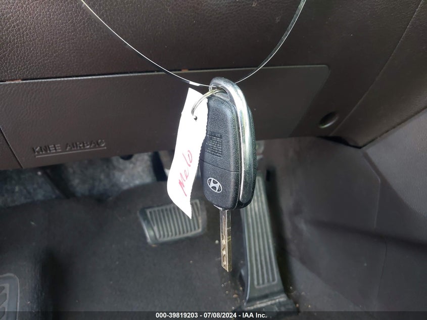 2017 Hyundai Santa Fe Sport 2.4L VIN: 5XYZU3LB4HG422885 Lot: 39819203