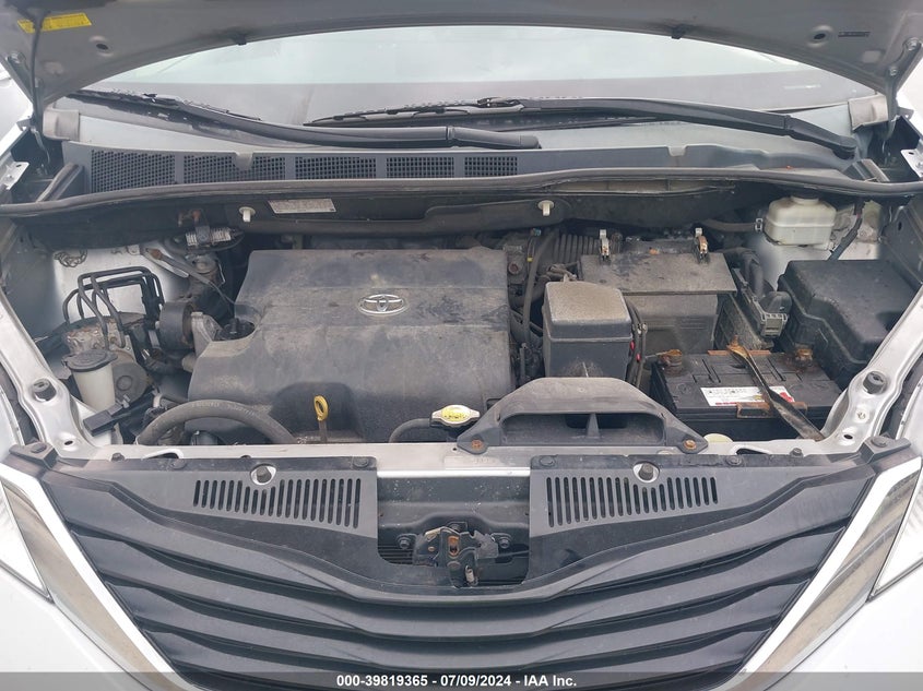 2012 Toyota Sienna Le V6 8 Passenger VIN: 5TDKK3DC2CS277100 Lot: 39819365