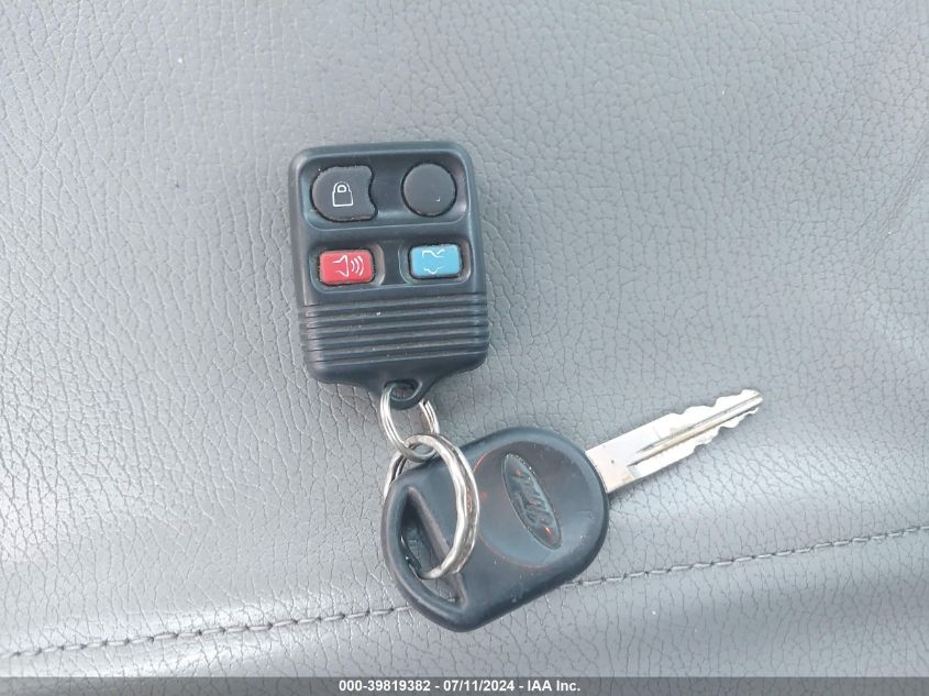 2006 Ford Mustang V6 VIN: 1ZVHT80N565174403 Lot: 39819382