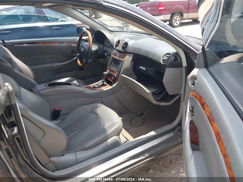 2006 Mercedes-Benz Clk 500 VIN: WDBTK75G36T064786 Lot: 39819444