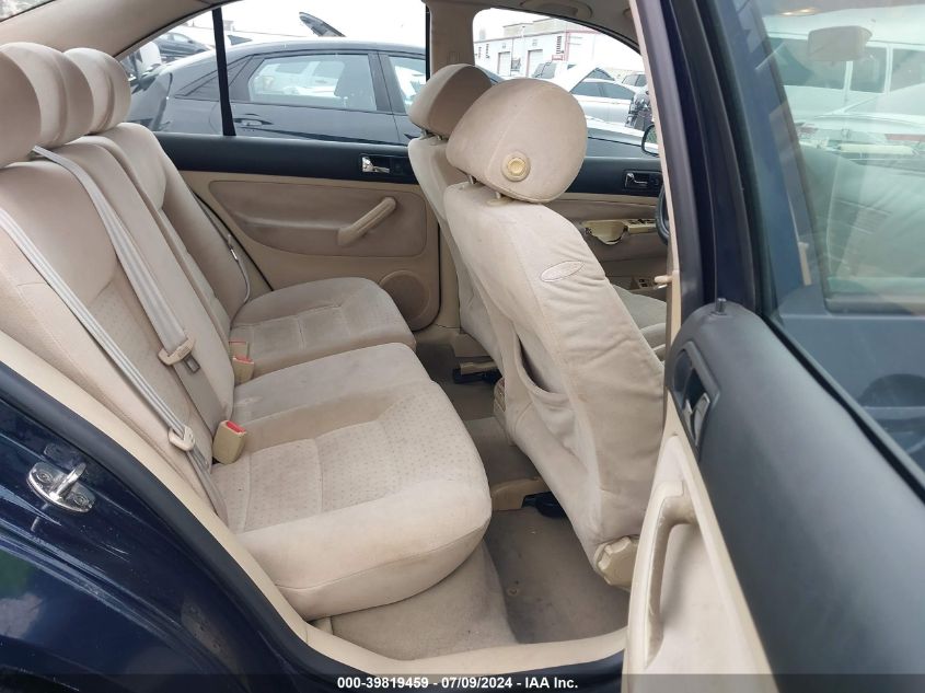 2000 Volkswagen Jetta Gls VIN: 3VWSA29M6YM091725 Lot: 39819459