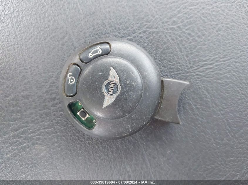 2010 Mini Cooper S Clubman VIN: WMWMM3C56ATP94112 Lot: 39819604