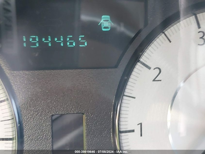 2008 Chrysler 300 Lx VIN: 2C3KA43R68H210637 Lot: 39819646