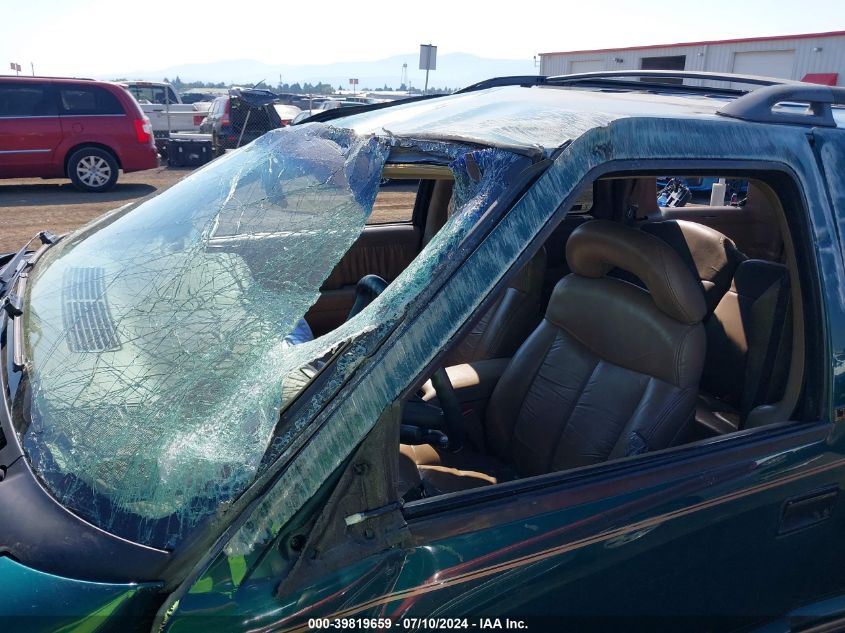 1996 Chevrolet Blazer VIN: 1GNDT13W4T2227304 Lot: 39819659