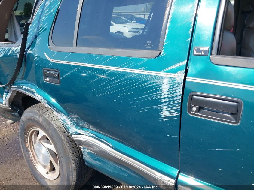 1996 Chevrolet Blazer VIN: 1GNDT13W4T2227304 Lot: 39819659