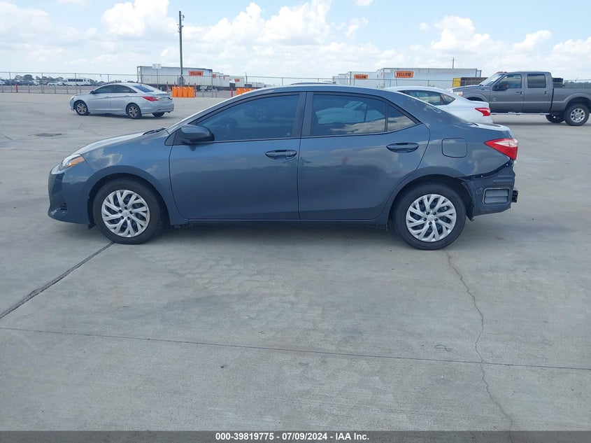 2017 TOYOTA COROLLA LE - 5YFBURHE1HP587442