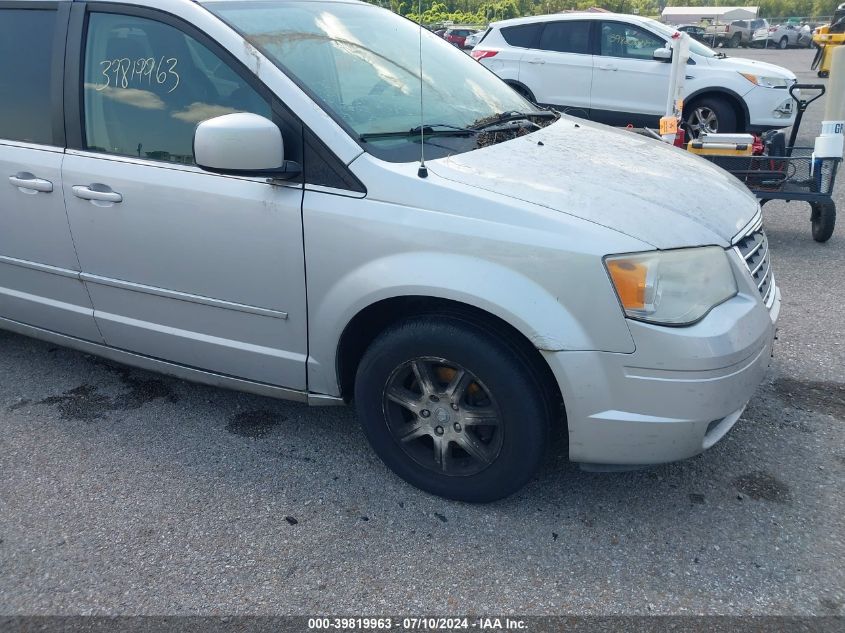 2008 Chrysler Town & Country Touring VIN: 2A8HR54P98R119091 Lot: 39819963