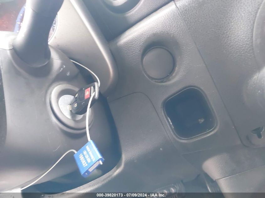 2011 Nissan Cube 1.8S VIN: JN8AZ2KR8BT211406 Lot: 39820173