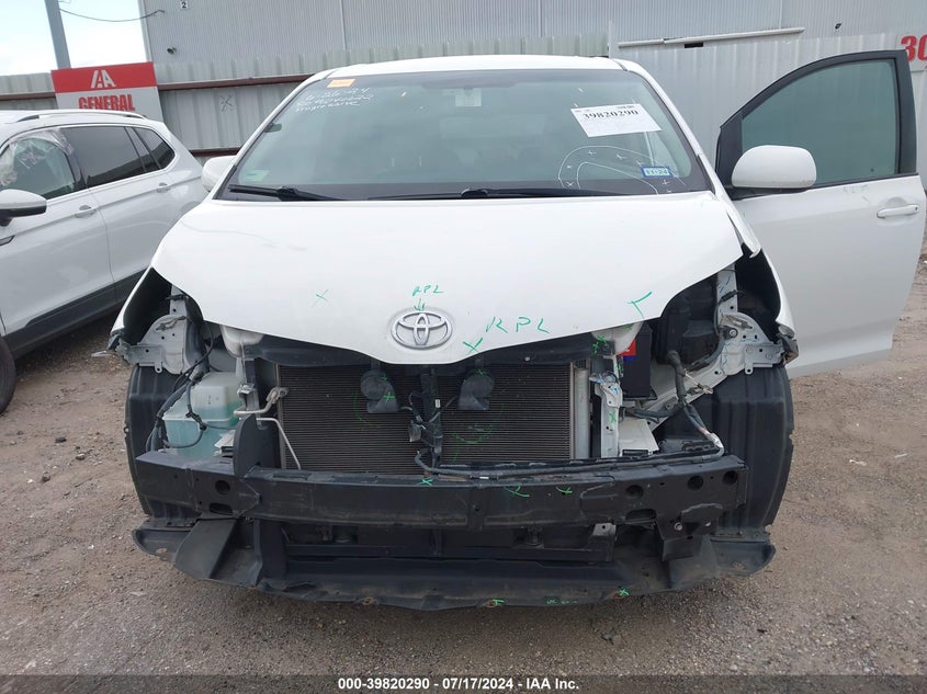 2015 Toyota Sienna Le 8 Passenger VIN: 5TDKK3DC5FS639604 Lot: 39820290