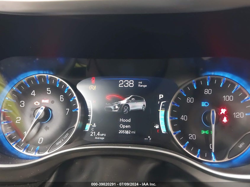 VIN 2C4RC1GG6HR762676 2017 CHRYSLER PACIFICA LIMITED