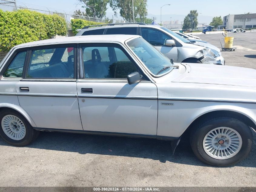 1984 Volvo 244 Dl/Gl VIN: YV1AX8843E1042017 Lot: 39820324