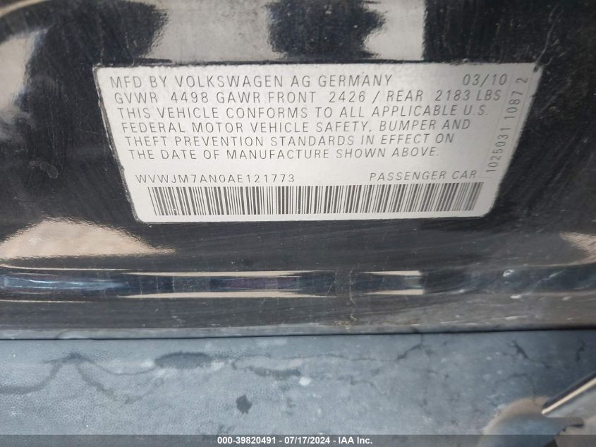 2010 Volkswagen Passat Komfort VIN: WVWJM7AN0AE121773 Lot: 39820491