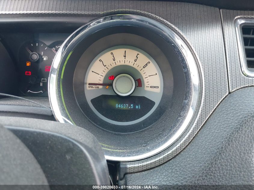 2011 Ford Mustang Gt Premium VIN: 1ZVBP8FF1B5157778 Lot: 39820633