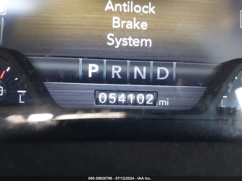 2019 Ram 1500 Big Horn/Lone Star 4X4 6'4 Box VIN: 1C6SRFMT4KN569968 Lot: 39820790