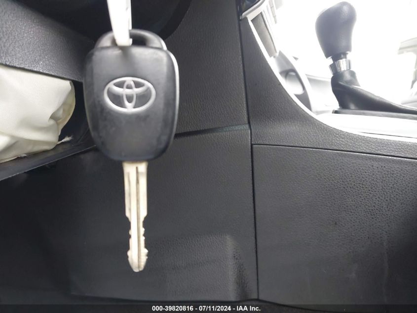 2019 TOYOTA COROLLA SE - 5YFBURHE1KP906104