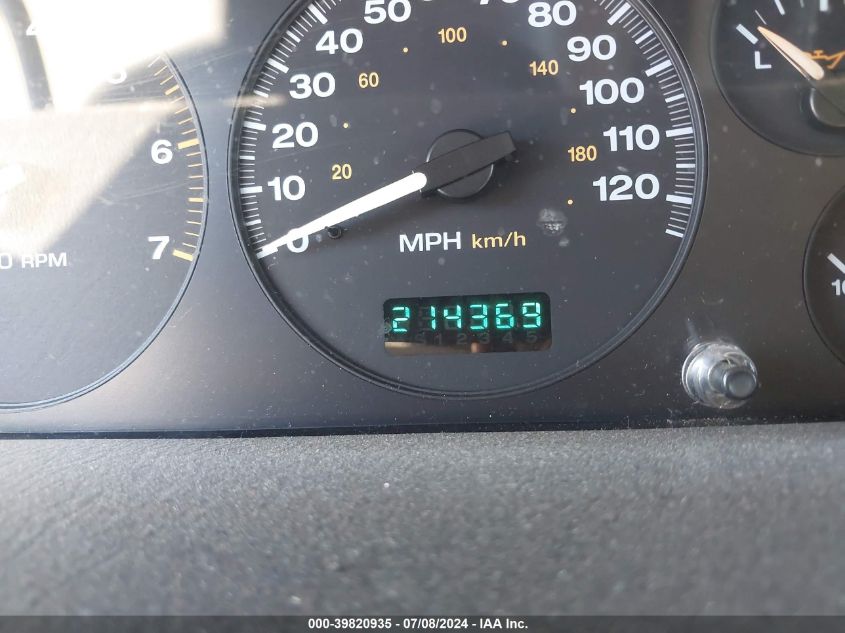 2004 Jeep Grand Cherokee Laredo/Columbia/Freedom VIN: 1J4GW48S64C106185 Lot: 39820935