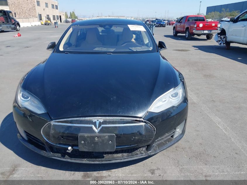 2015 Tesla Model S 70D/85D/P85D VIN: 5YJSA1S22FF092653 Lot: 39820963