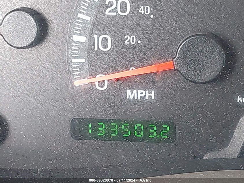 2000 Ford F-150 Lariat/Work Series/Xl/Xlt VIN: 1FTRX18L0YNC26142 Lot: 39820978