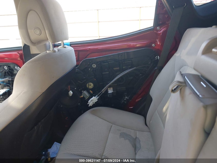 2017 Hyundai Santa Fe Sport 2.4L VIN: 5XYZTDLB3HG443803 Lot: 39821147