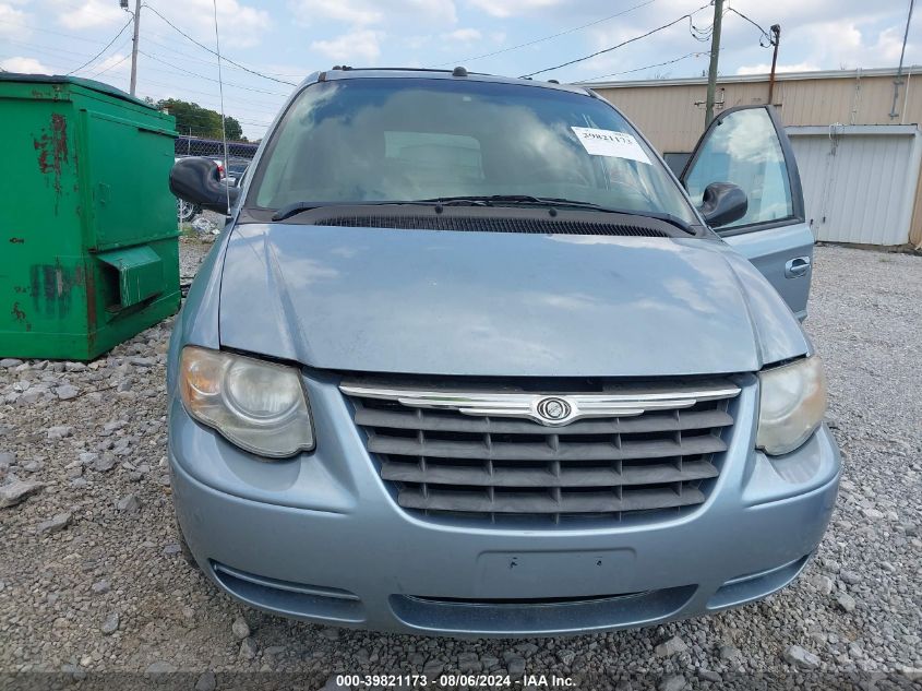 2005 Chrysler Town & Country Touring VIN: 2C4GP54L05R534625 Lot: 39821173