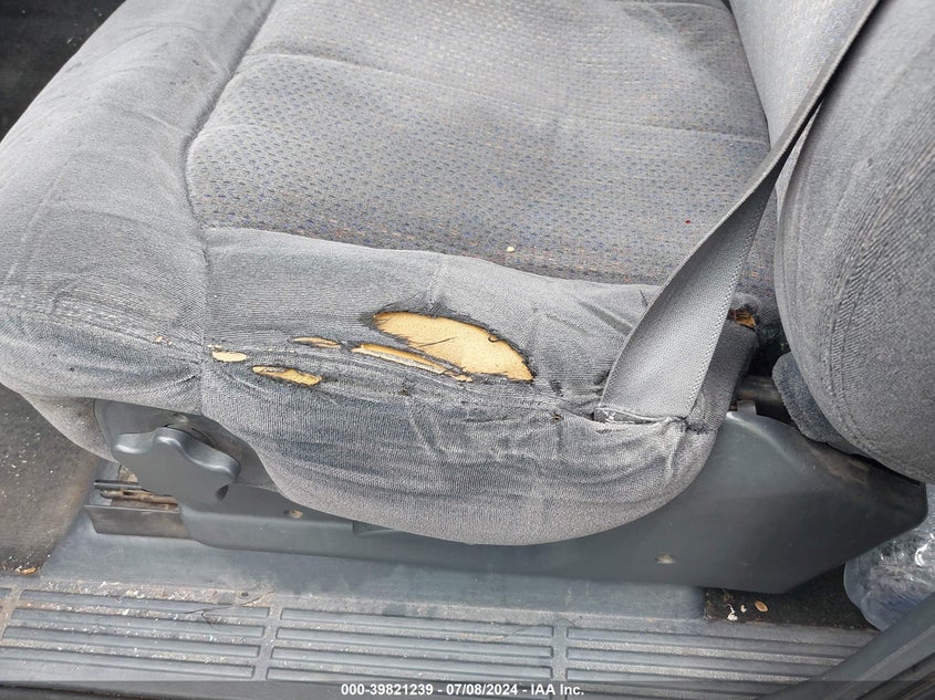 2000 Chevrolet Silverado 1500 Ls VIN: 2GCEC19T9Y1406133 Lot: 39821239