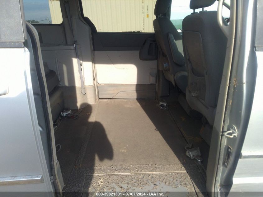 2010 Dodge Grand Caravan Sxt VIN: 2D4RN5D12AR190693 Lot: 39821301