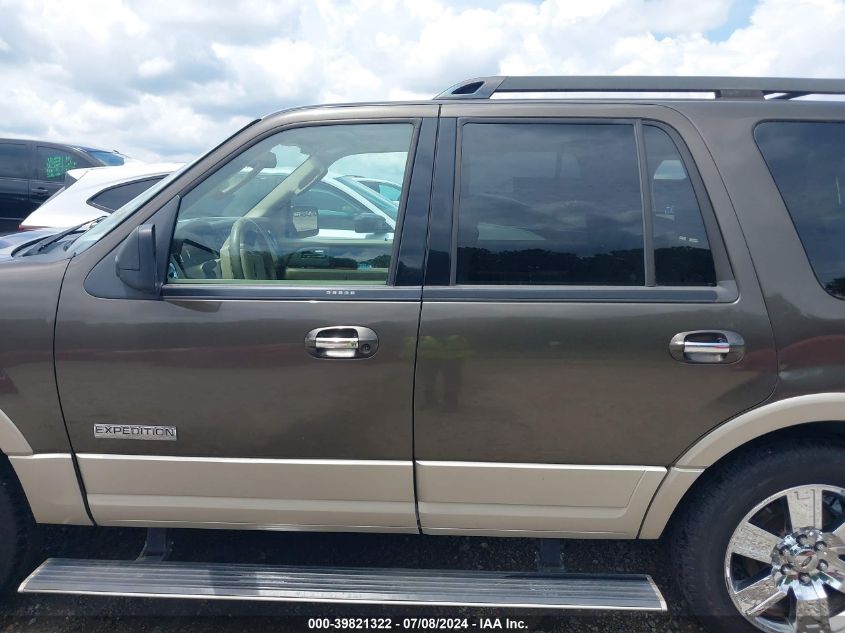 2008 Ford Expedition Eddie Bauer/King Ranch VIN: 1FMFU18558LA12395 Lot: 39821322