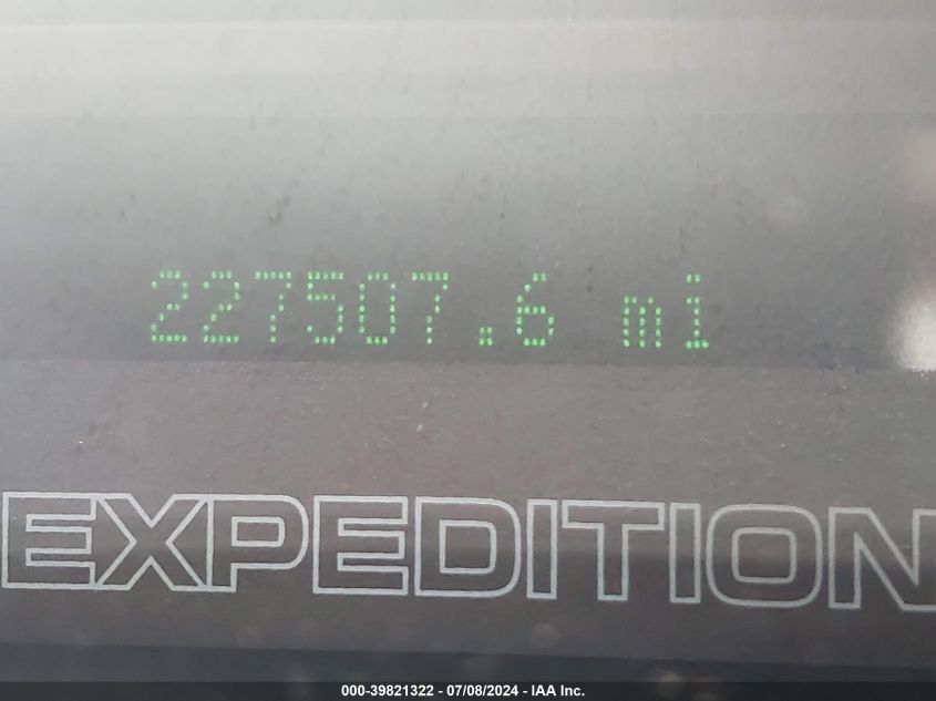 2008 Ford Expedition Eddie Bauer/King Ranch VIN: 1FMFU18558LA12395 Lot: 39821322