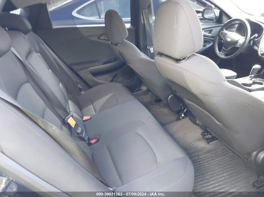 2018 Chevrolet Malibu Lt VIN: 1G1ZD5ST7JF115900 Lot: 39821363