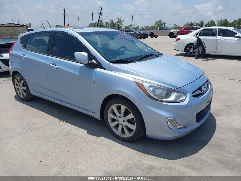 KMHCU5AE5DU120136 2013 Hyundai Accent Se