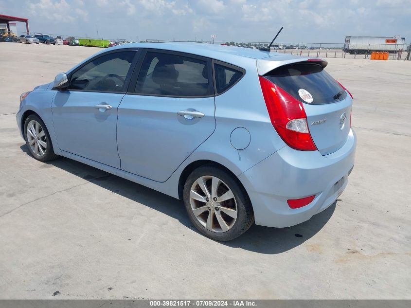 KMHCU5AE5DU120136 2013 Hyundai Accent Se