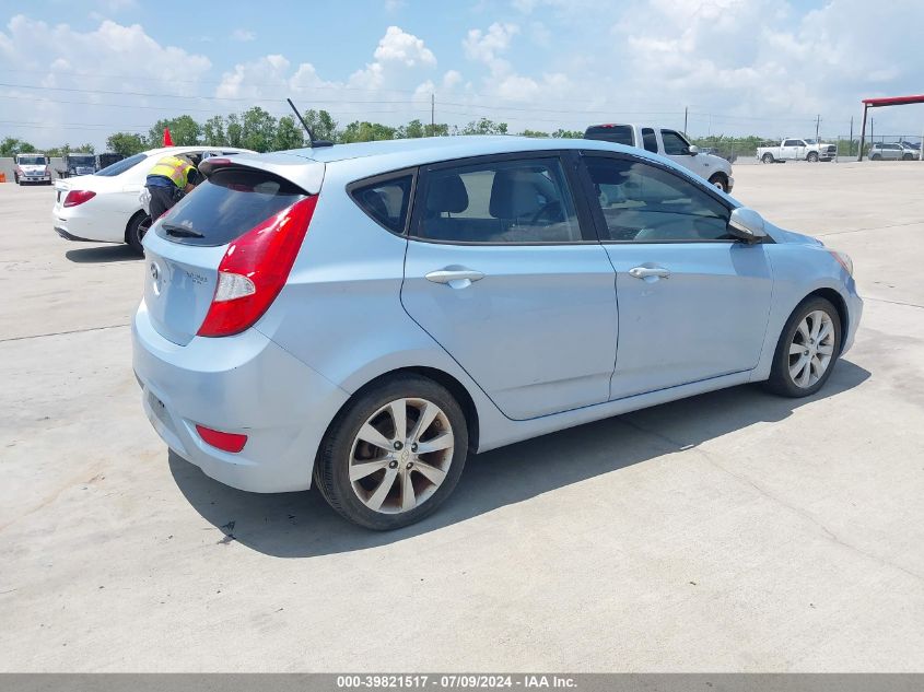 KMHCU5AE5DU120136 2013 Hyundai Accent Se