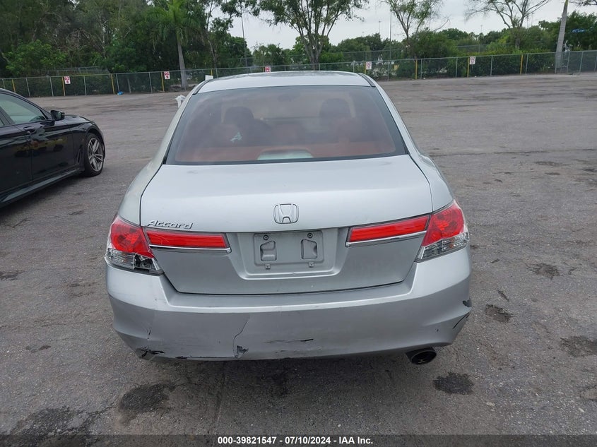 2011 Honda Accord Lx VIN: 1HGCP2F38BA008836 Lot: 39821547