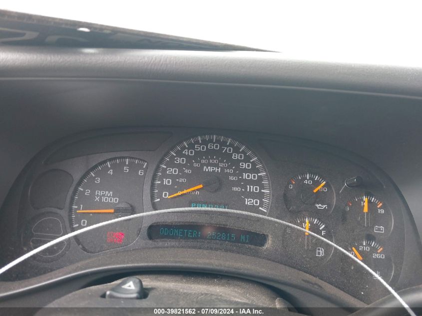 2005 Chevrolet Suburban 1500 Lt VIN: 1GNEC16Z95J141277 Lot: 39821562