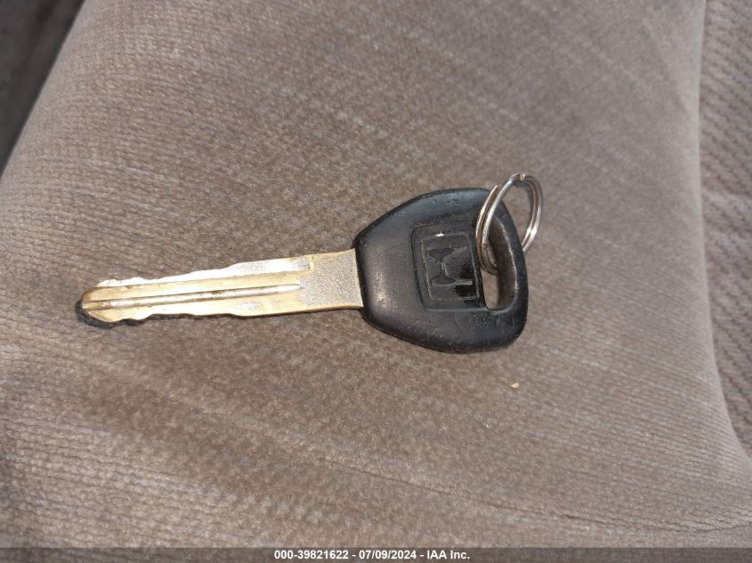 1999 Honda Accord Lx VIN: 1HGCG6658XA053288 Lot: 39821622