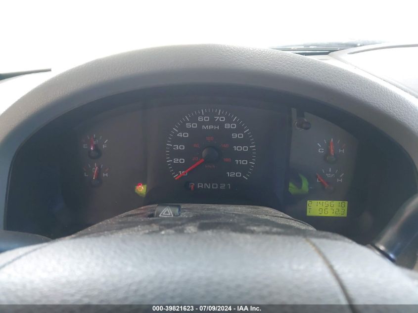 2005 Ford F-150 Stx/Xl/Xlt VIN: 1FTRF14WX5NA17389 Lot: 39821623