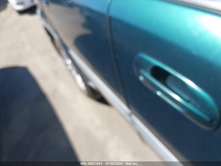 2000 Honda Cr-V Ex VIN: JHLRD1868YC017703 Lot: 39821643