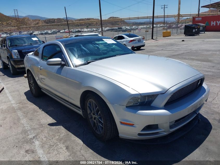 2013 Ford Mustang V6 Premium VIN: 1ZVBP8AM1D5267982 Lot: 39821754