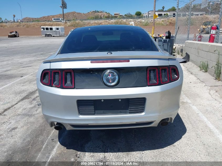 2013 Ford Mustang V6 Premium VIN: 1ZVBP8AM1D5267982 Lot: 39821754