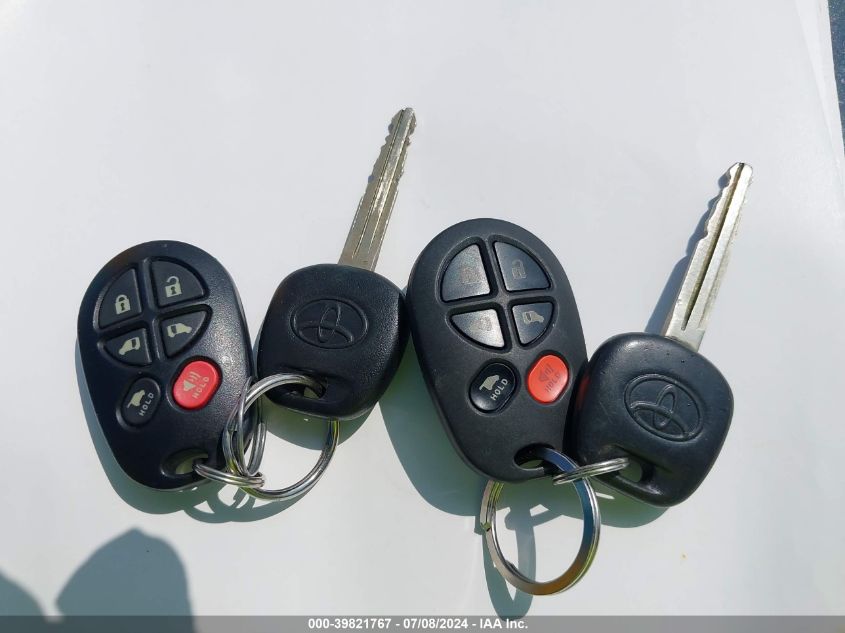 2007 Toyota Sienna Xle VIN: 5TDBK22C27S007917 Lot: 39821767