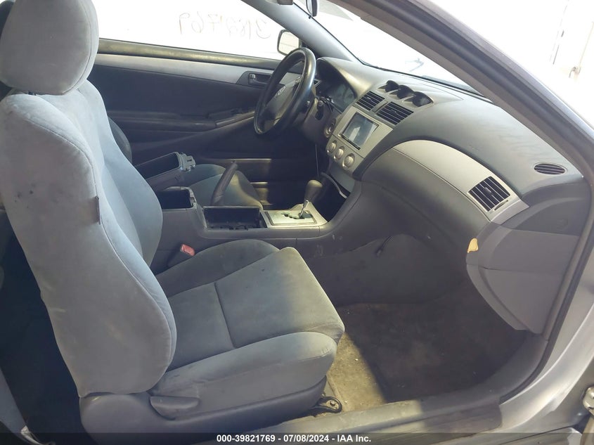 2004 Toyota Camry Solara Se V6 VIN: 4T1CA38P24U020676 Lot: 39821769