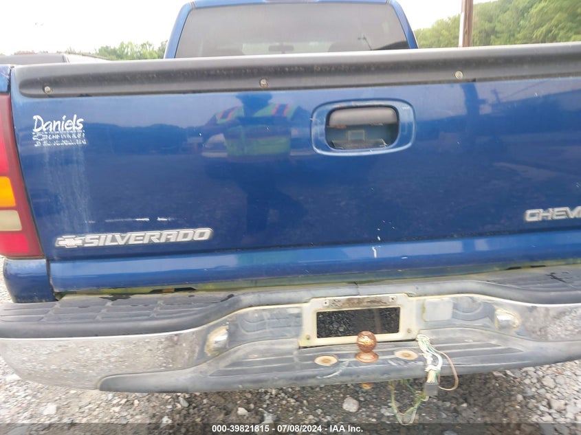 2001 Chevrolet Silverado 1500 Ls VIN: 2GCEC19V111252377 Lot: 39821815