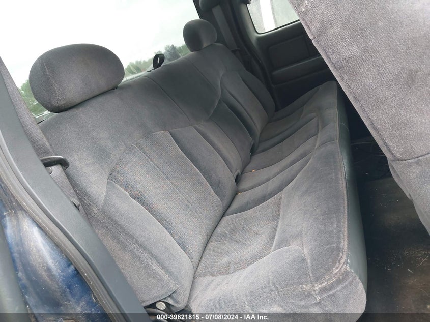 2001 Chevrolet Silverado 1500 Ls VIN: 2GCEC19V111252377 Lot: 39821815