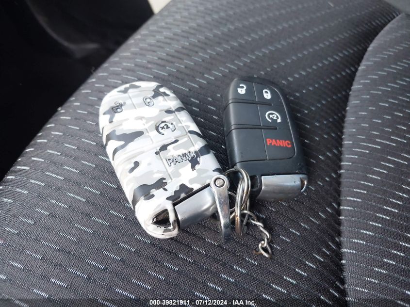 2018 Dodge Journey Sxt VIN: 3C4PDCBB9JT475217 Lot: 39821911