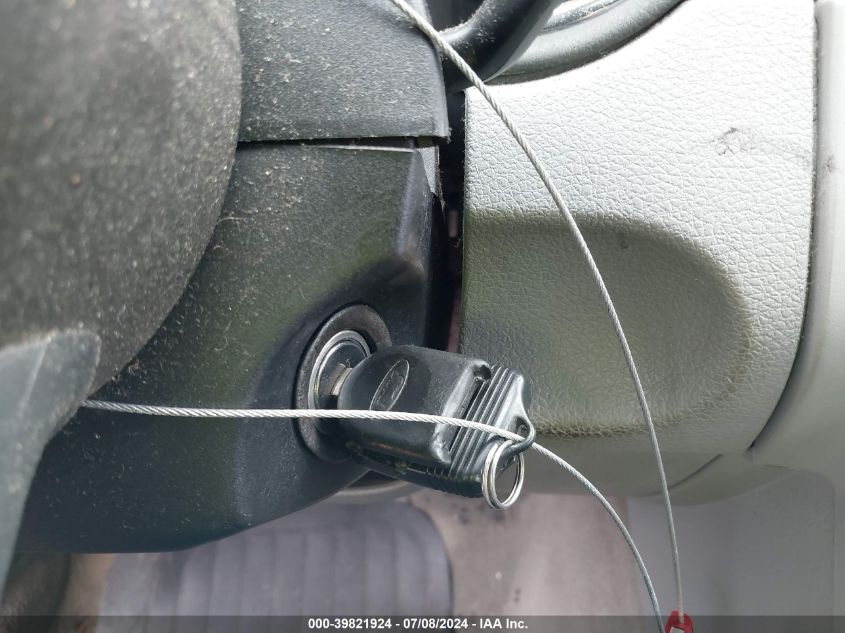 2007 Ford Mustang V6 Deluxe/V6 Premium VIN: 1ZVFT80N275294670 Lot: 39821924