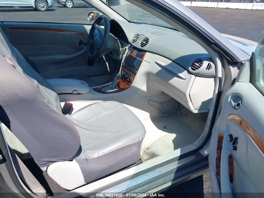 2005 Mercedes-Benz Clk 320 VIN: WDBTK65J25F144826 Lot: 39821925